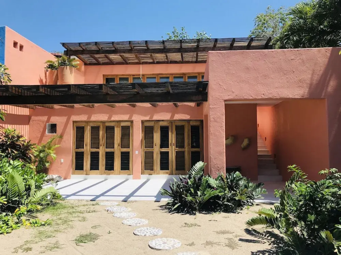 El Careyes Club & Residences