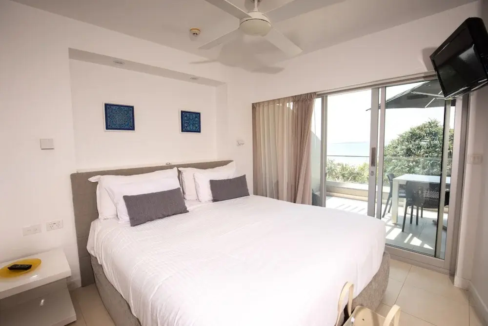 71 Hastings Street - Beachfront