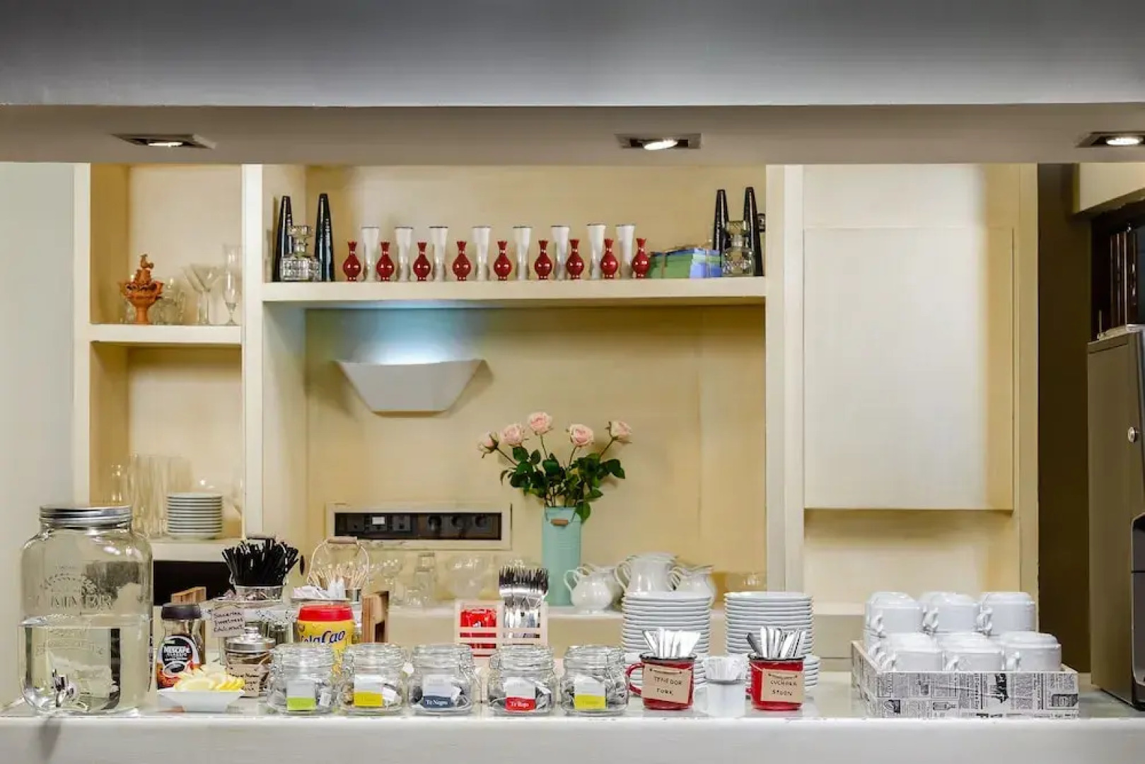 Hotel  YIT La Casona del Arco