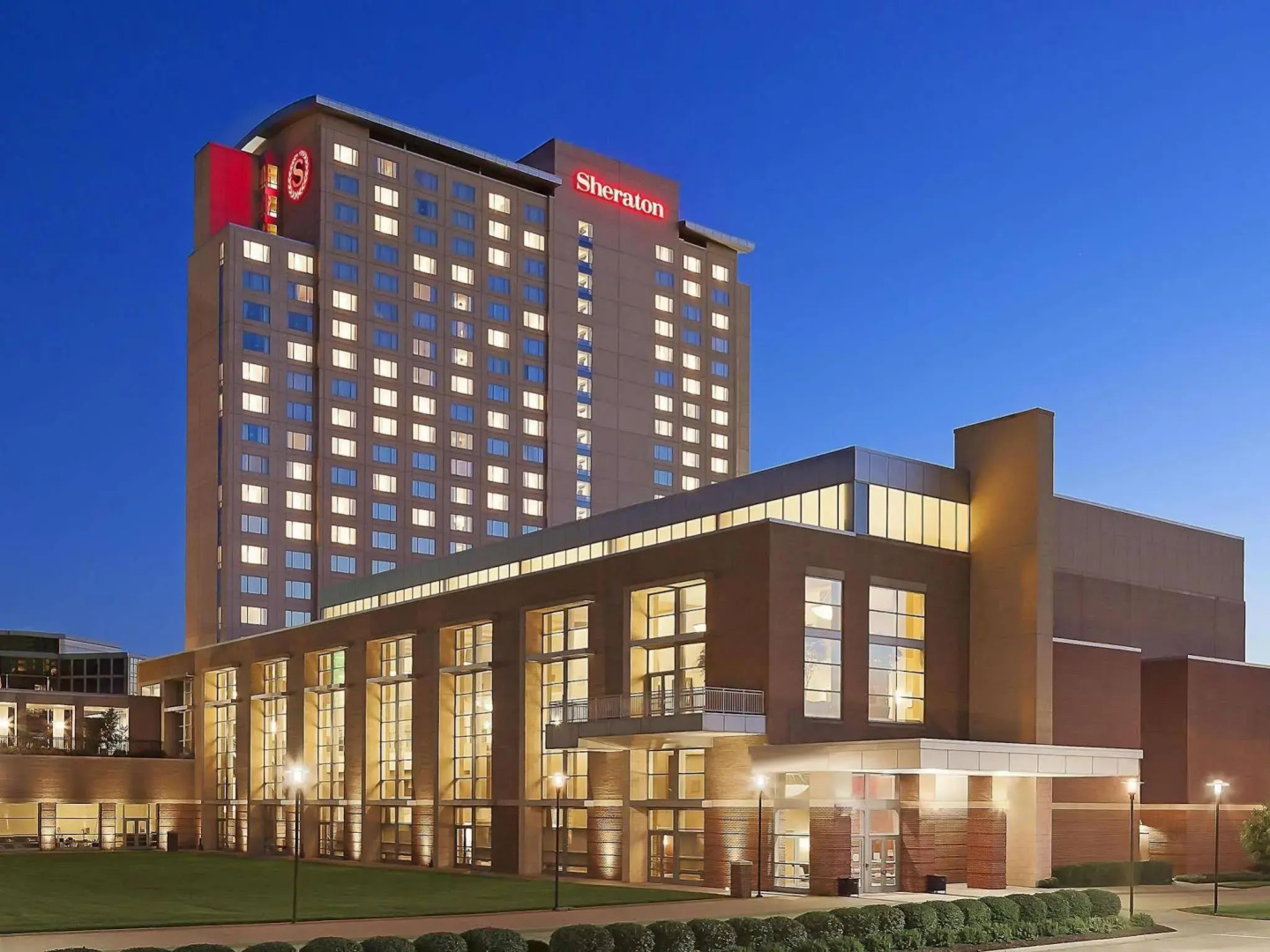 Sheraton Overland Park Hotel at the Convention Center