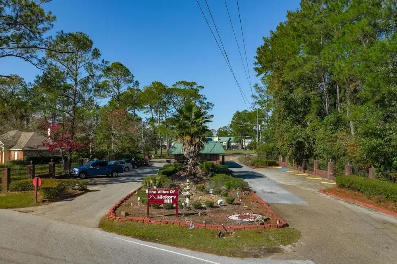 Crown Resorts at Hickory Hills