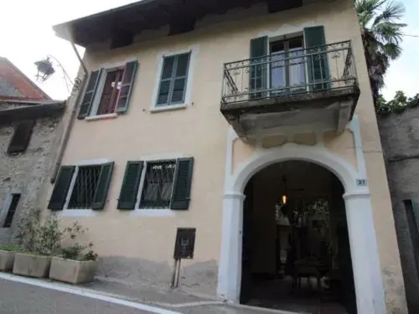 House Annalina Castelveccana