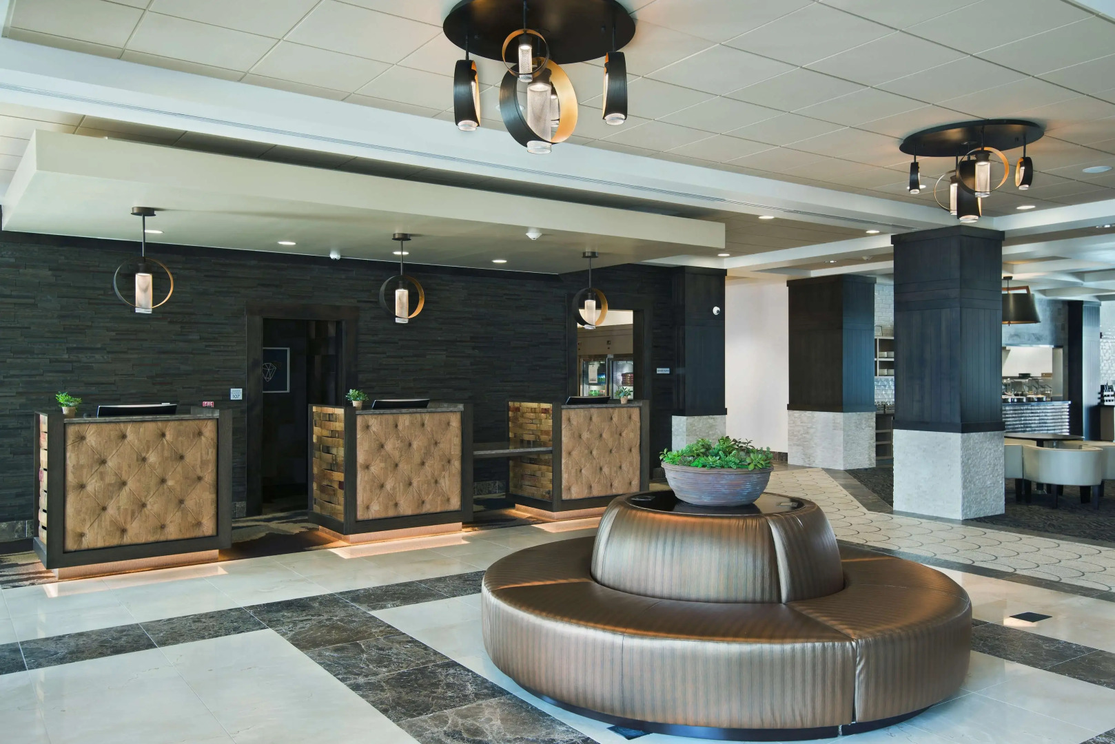 Oxford Suites Sonoma County