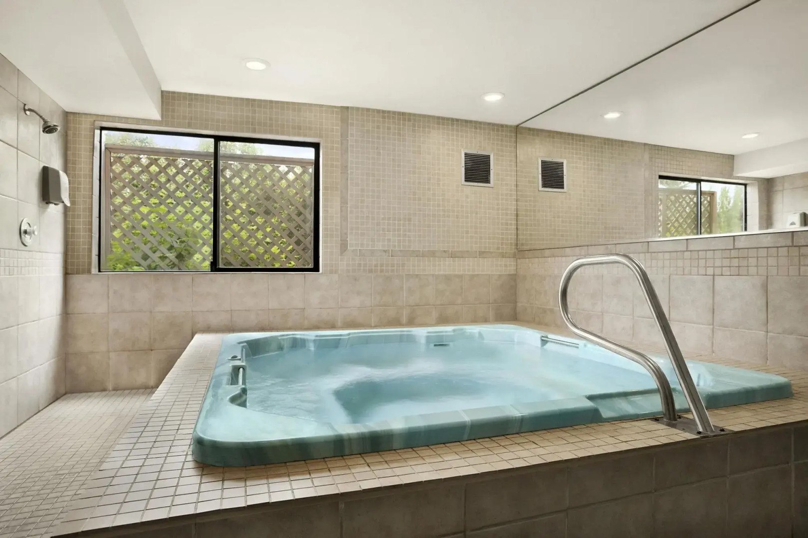 Spark by Hilton - Kent, Seattle