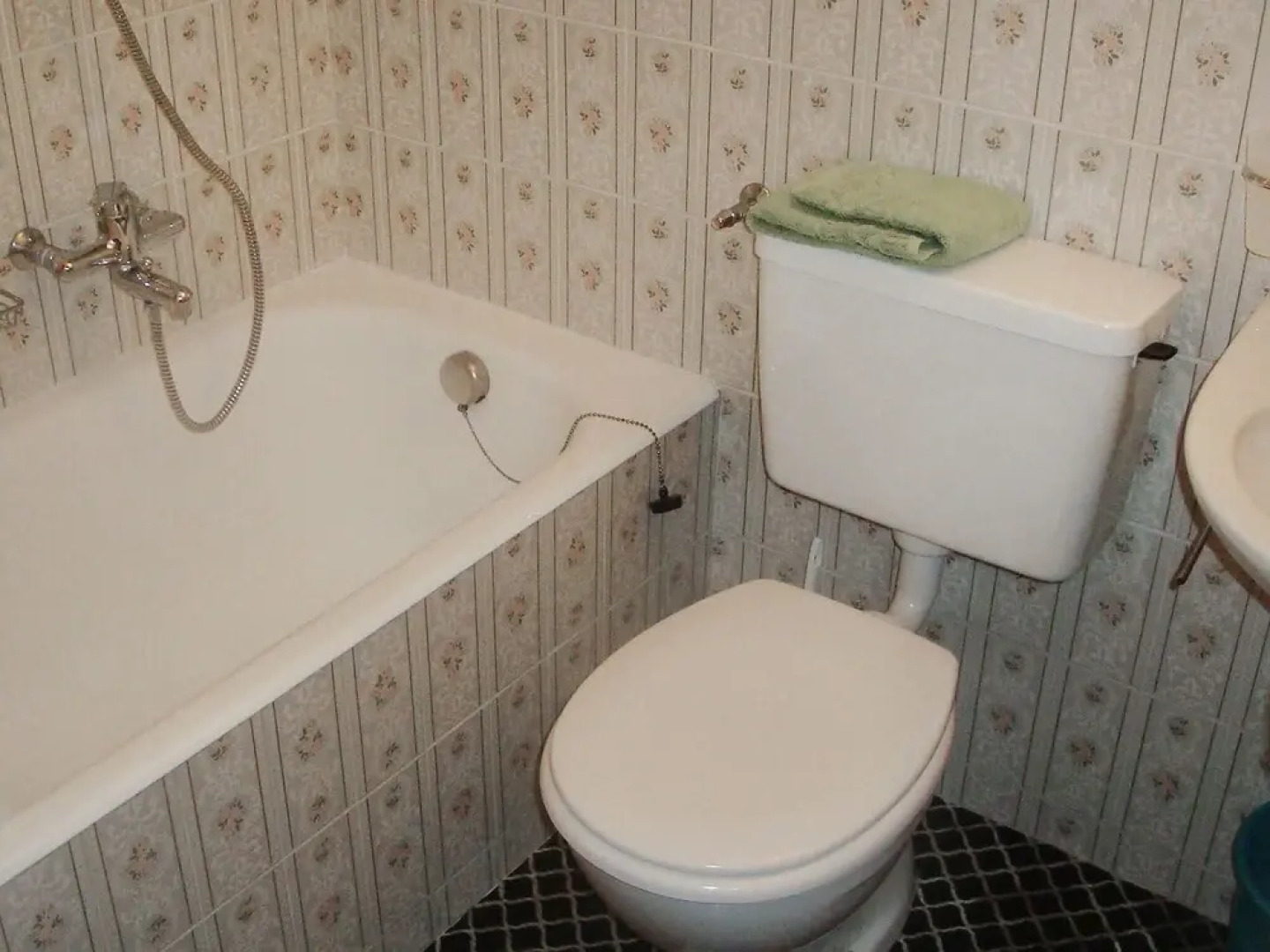 Noisette Chardonne in Chardonne