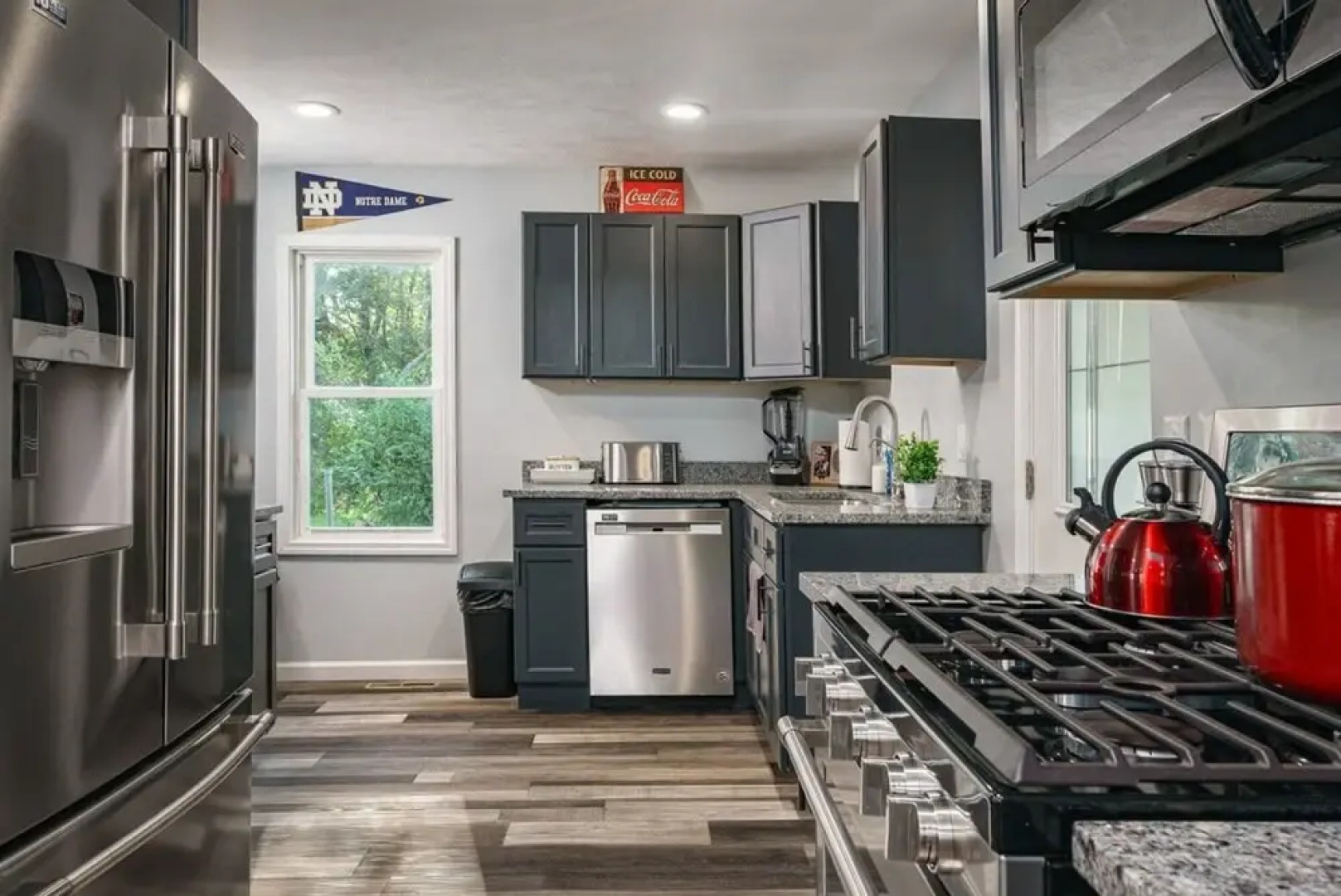 The Lucky Charm   Home of the Fighting Irish  BBQ  Games  3-Bedrooms