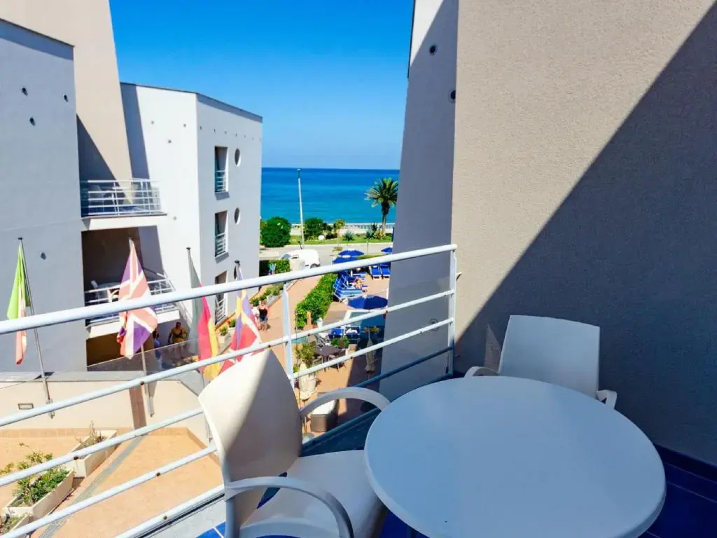 Astro Suite Hotel