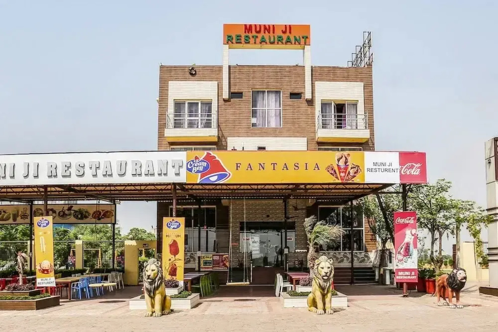 Muni ji Restaurant & Hotel by OYO Rooms