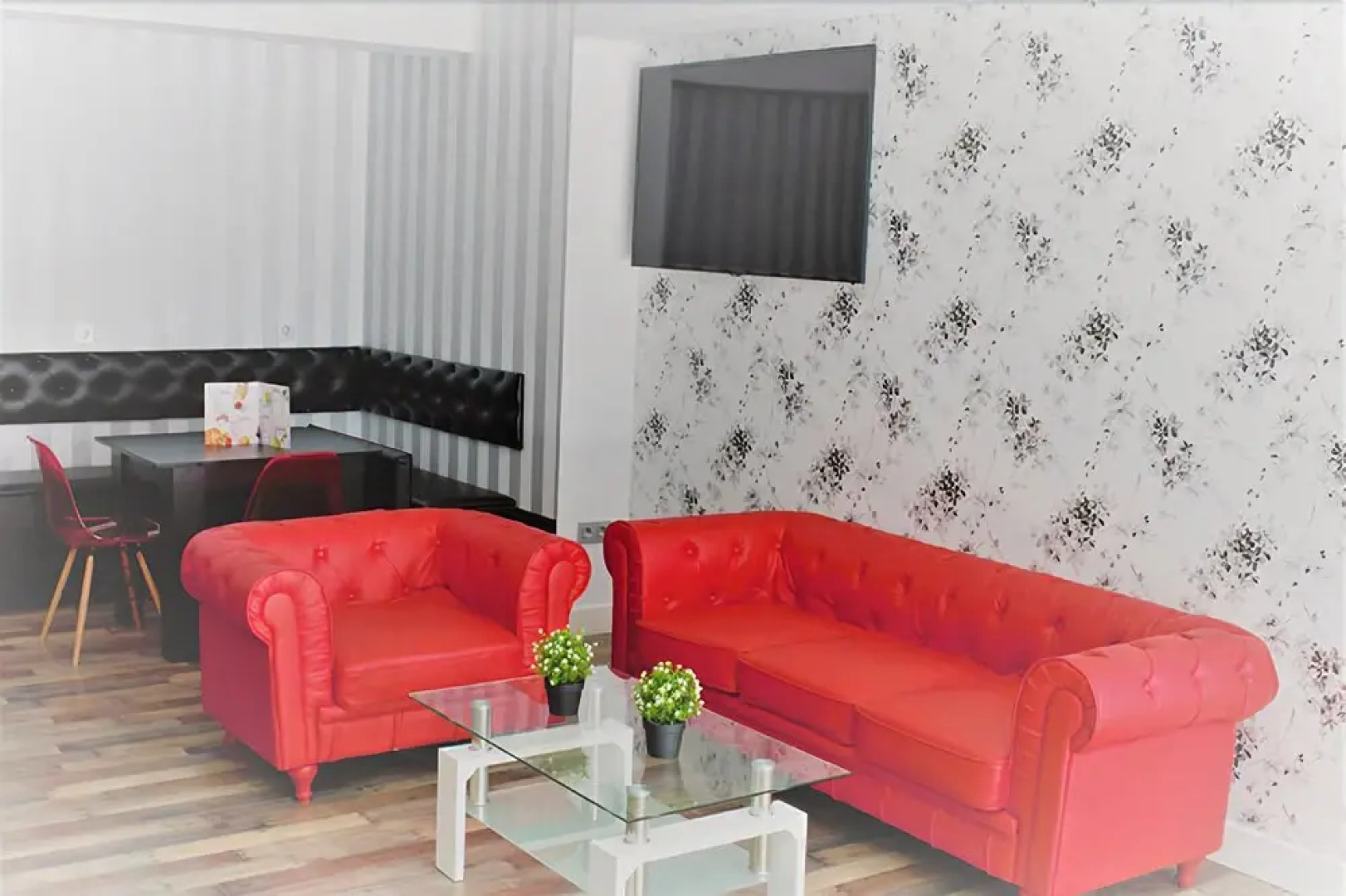 Deluxe Hostels & Suites Merida