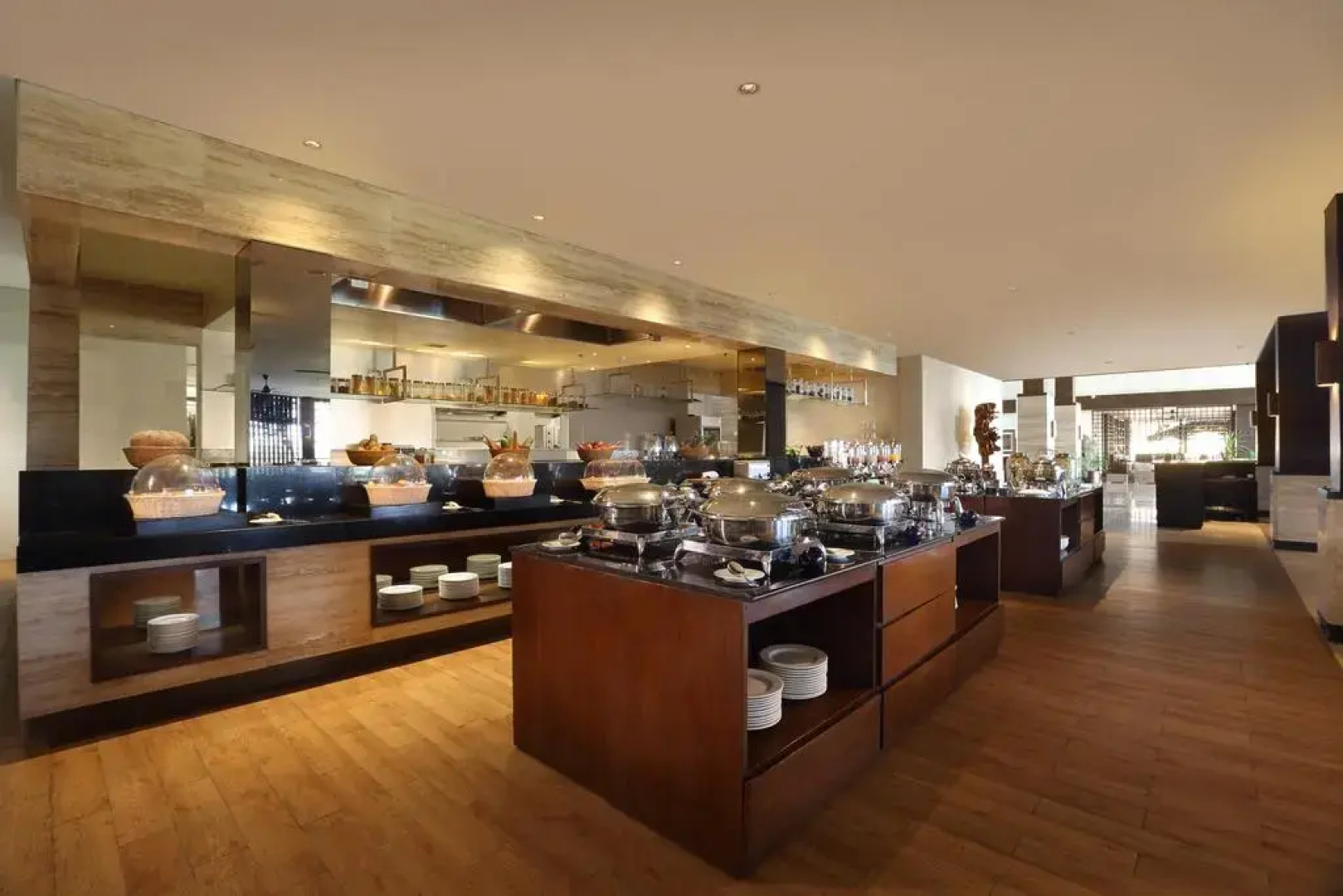 Grand Luley Resort & Dive