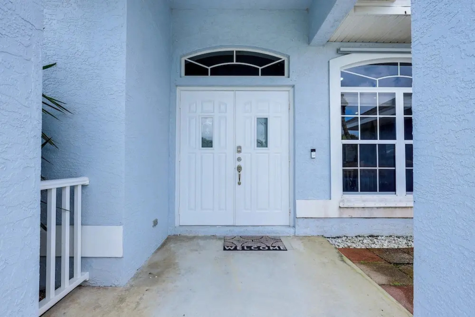 Pet-friendly Fort Pierce Home w/ Pool & Kayaks!