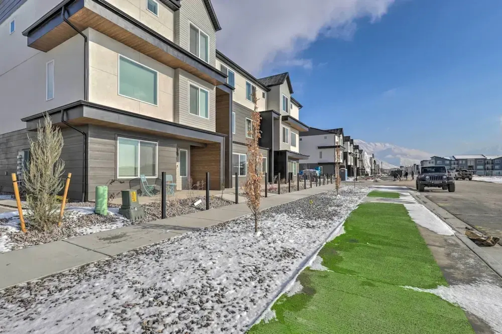 Modern Mountain Townhome - Ski Nearby