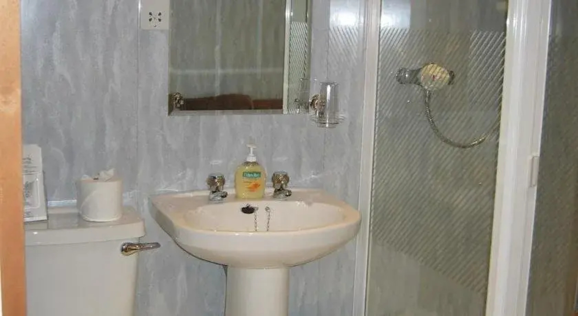 Stronchreggan View Guest House