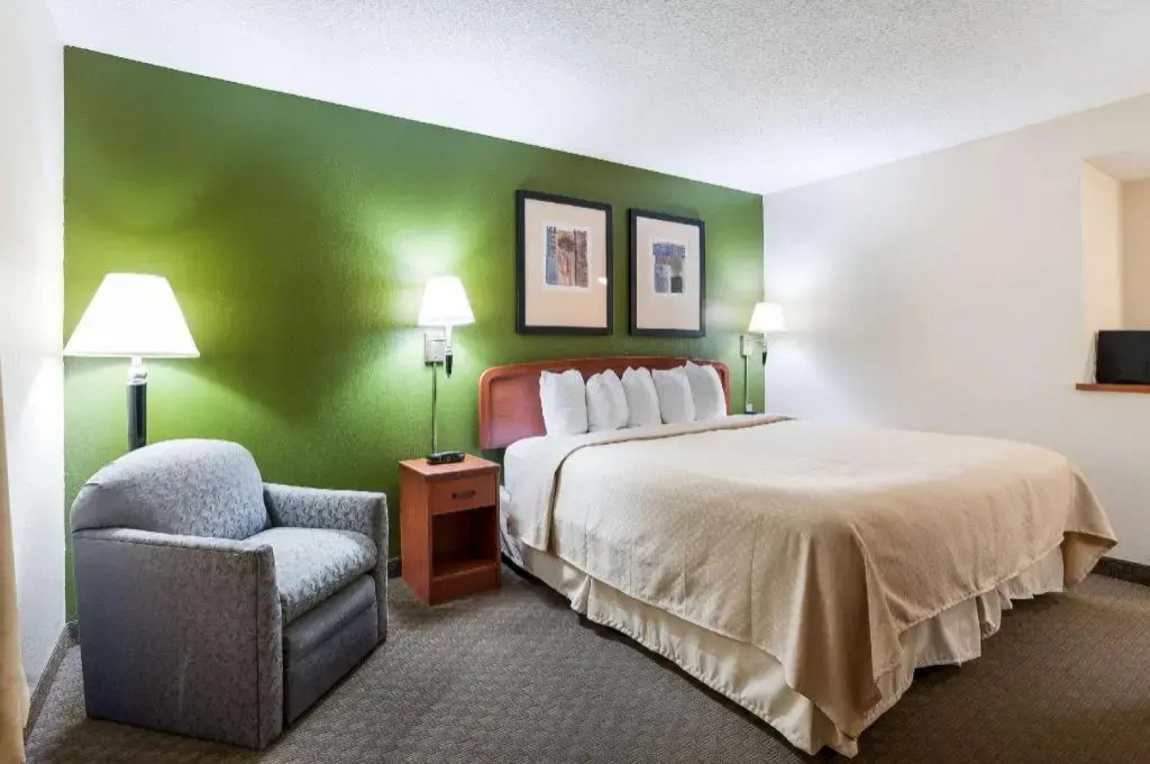 Quality Inn & Suites Lake Charles South