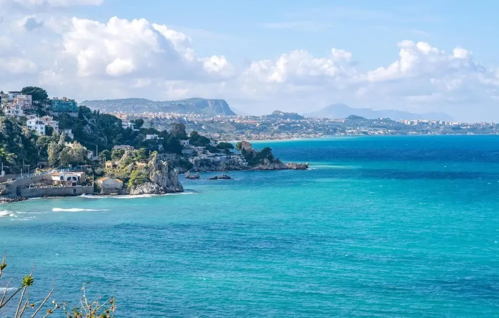 Awesome Apartment in Altavilla Milicia With 3 Bedrooms and Wifi