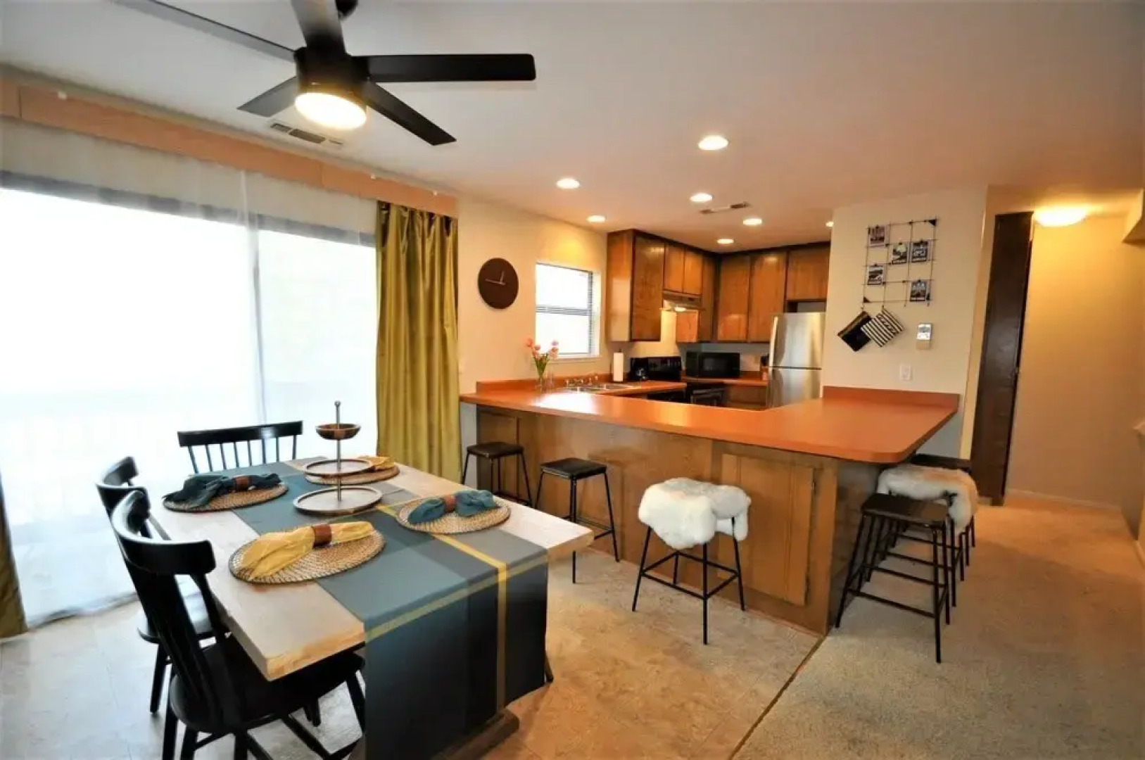 Gnome and Creek Condo - Two Master Suites for a Perfect Couples Yosemite Getaway by Yosemite Region Resorts