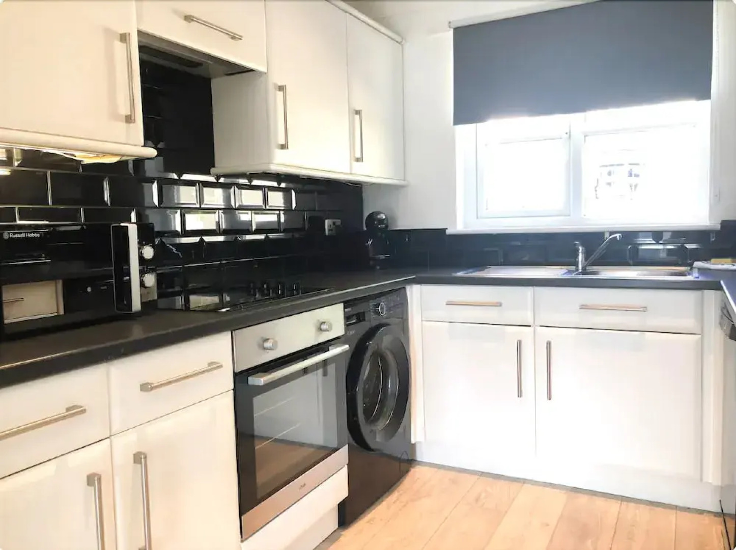 Lux Blu - Vinery Meadow