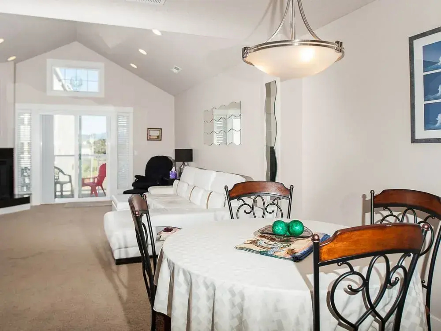 Shell Belle by RedAwning