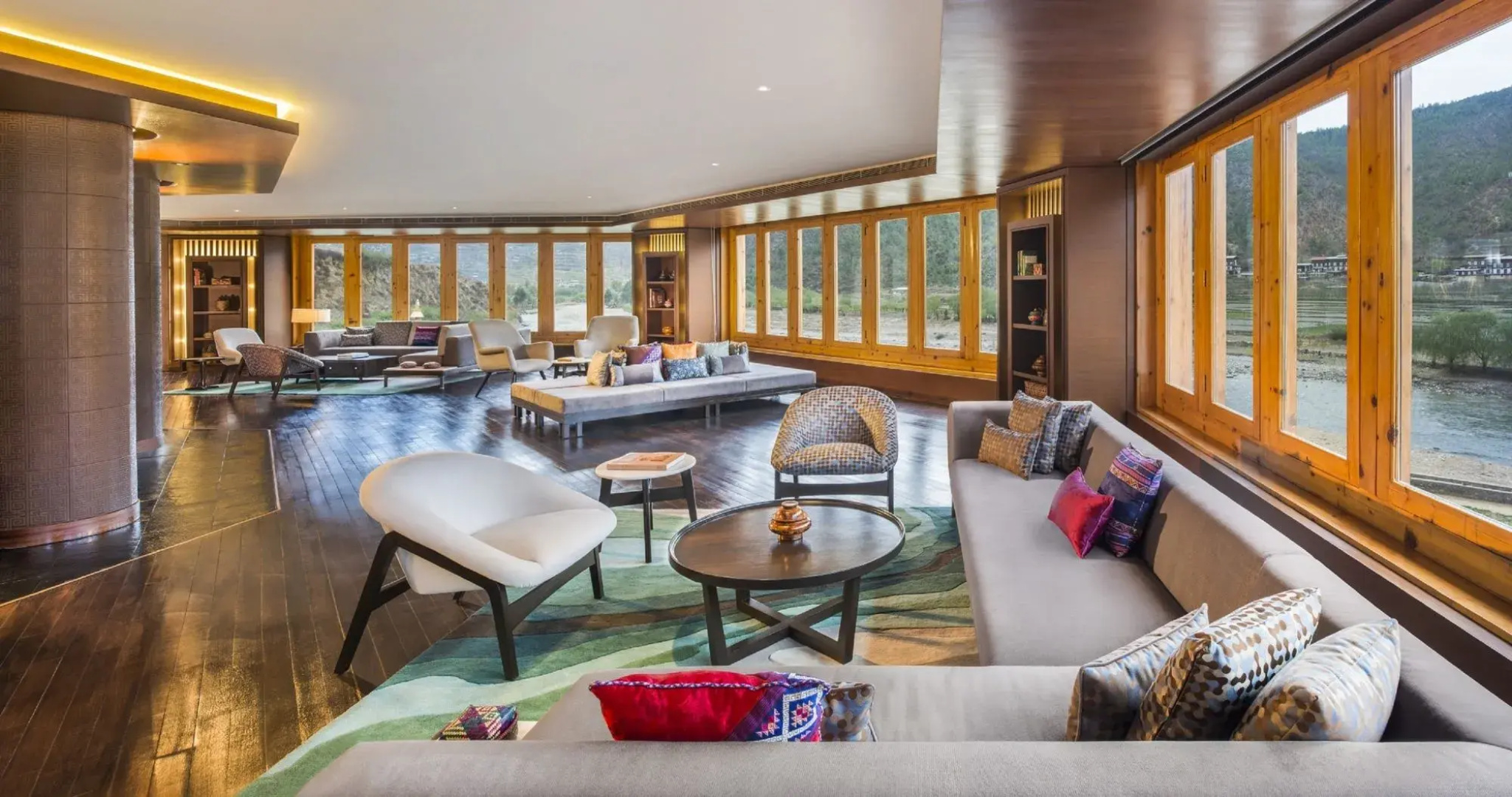 Le Meridien Paro, Riverfront
