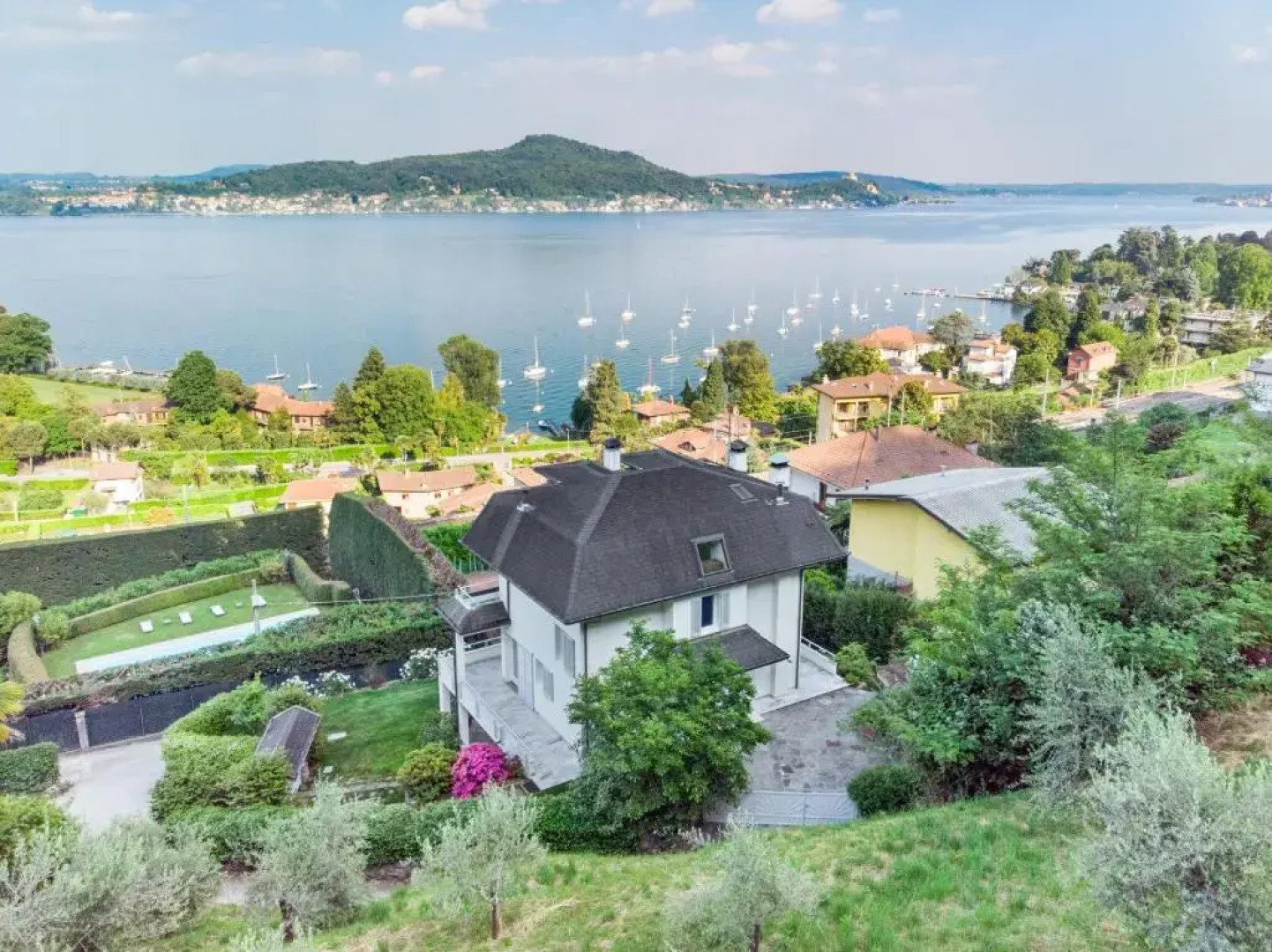 Villa Desira by Casa da Suite