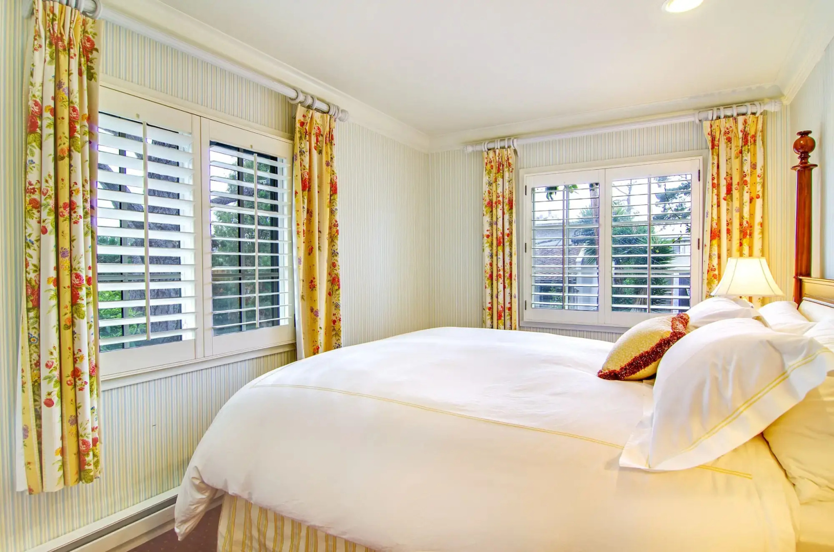 Wayside Inn