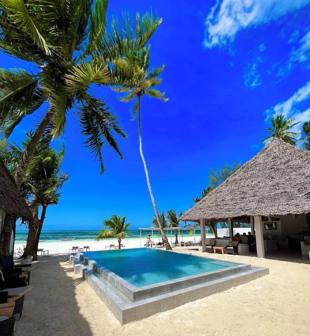 White Dream Lodge & Restaurant