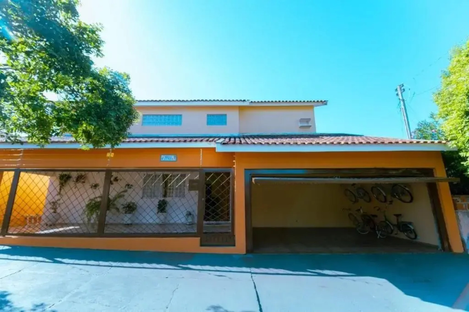 Sobrado relaxante com 4 quartos, enxoval completo , perfeito para famílias grandes