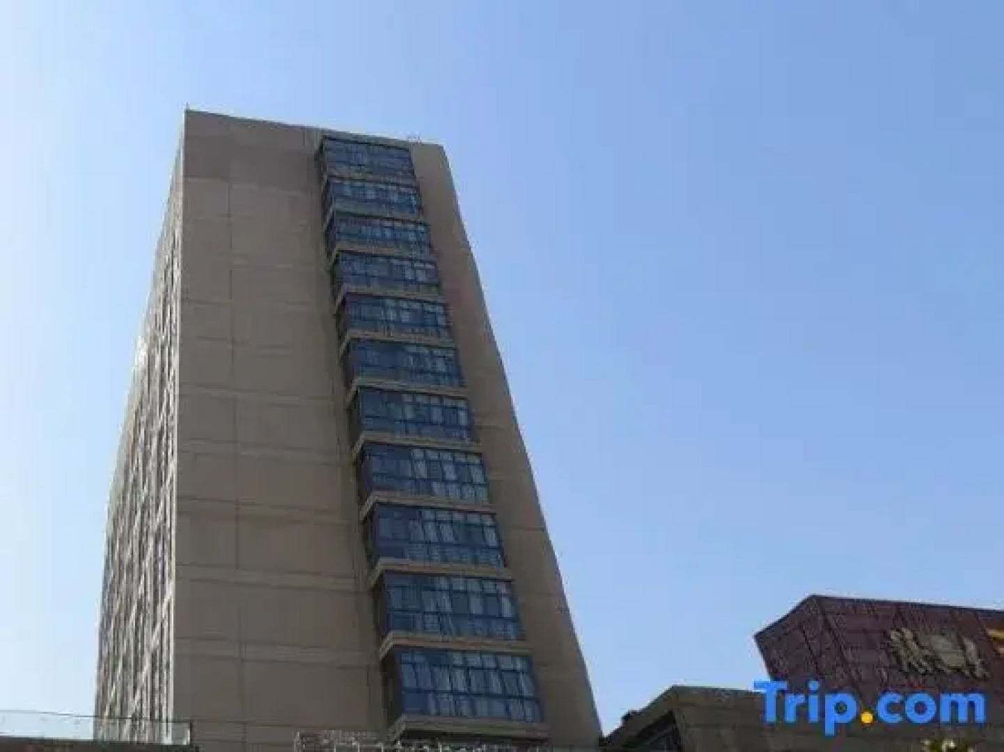 Sanhe International Hotel