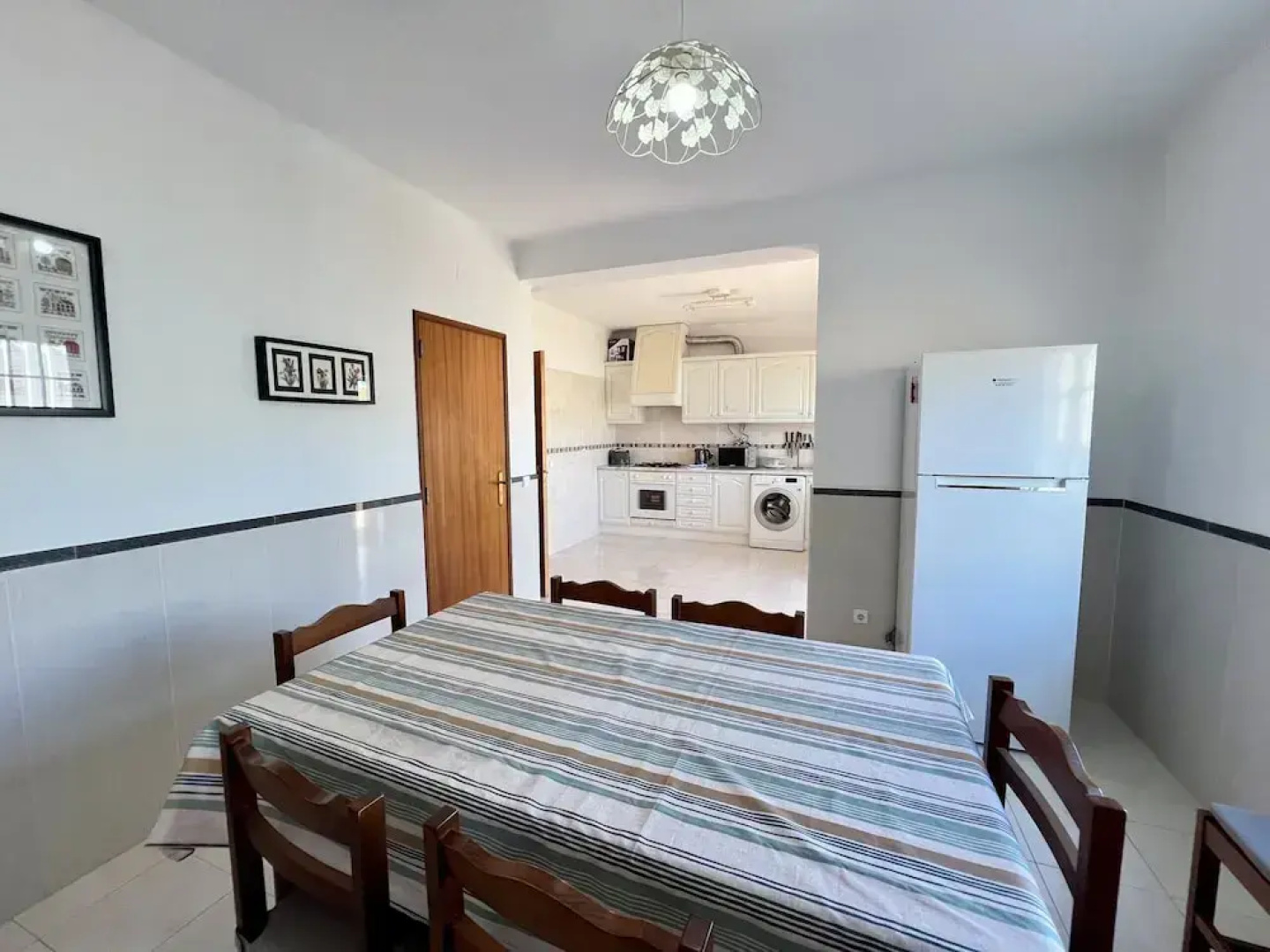 Pêra Stylish Villa With Pool by Homing