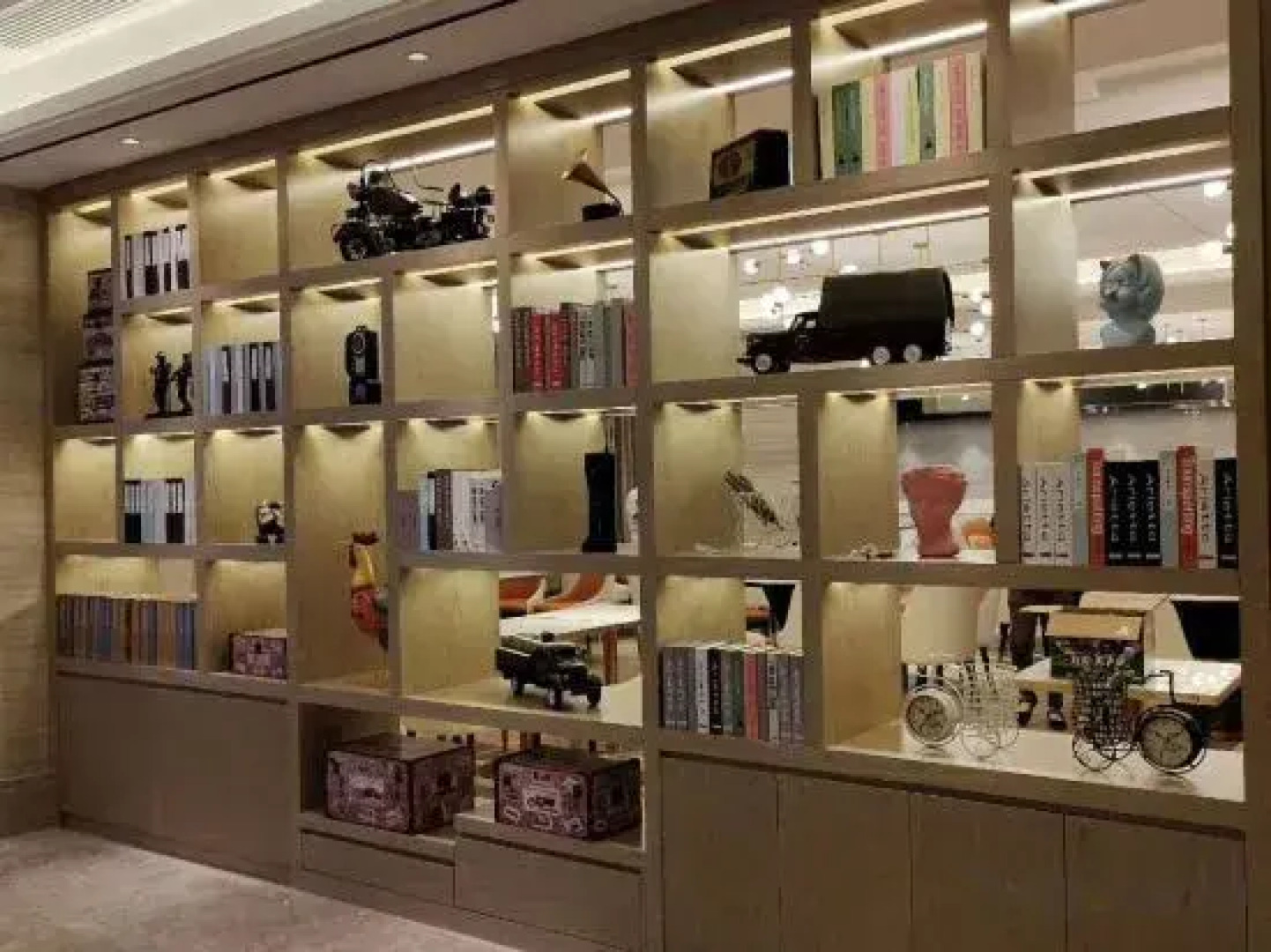 Kyriad Marvelous Hotel (Hezhou Wanda Plaza)