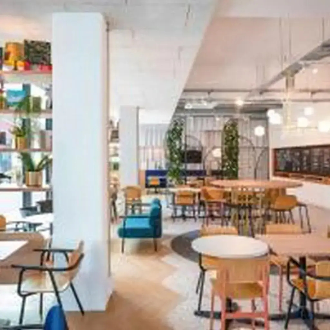 B&B HOTEL Paris Romainville Noisy-le-Sec