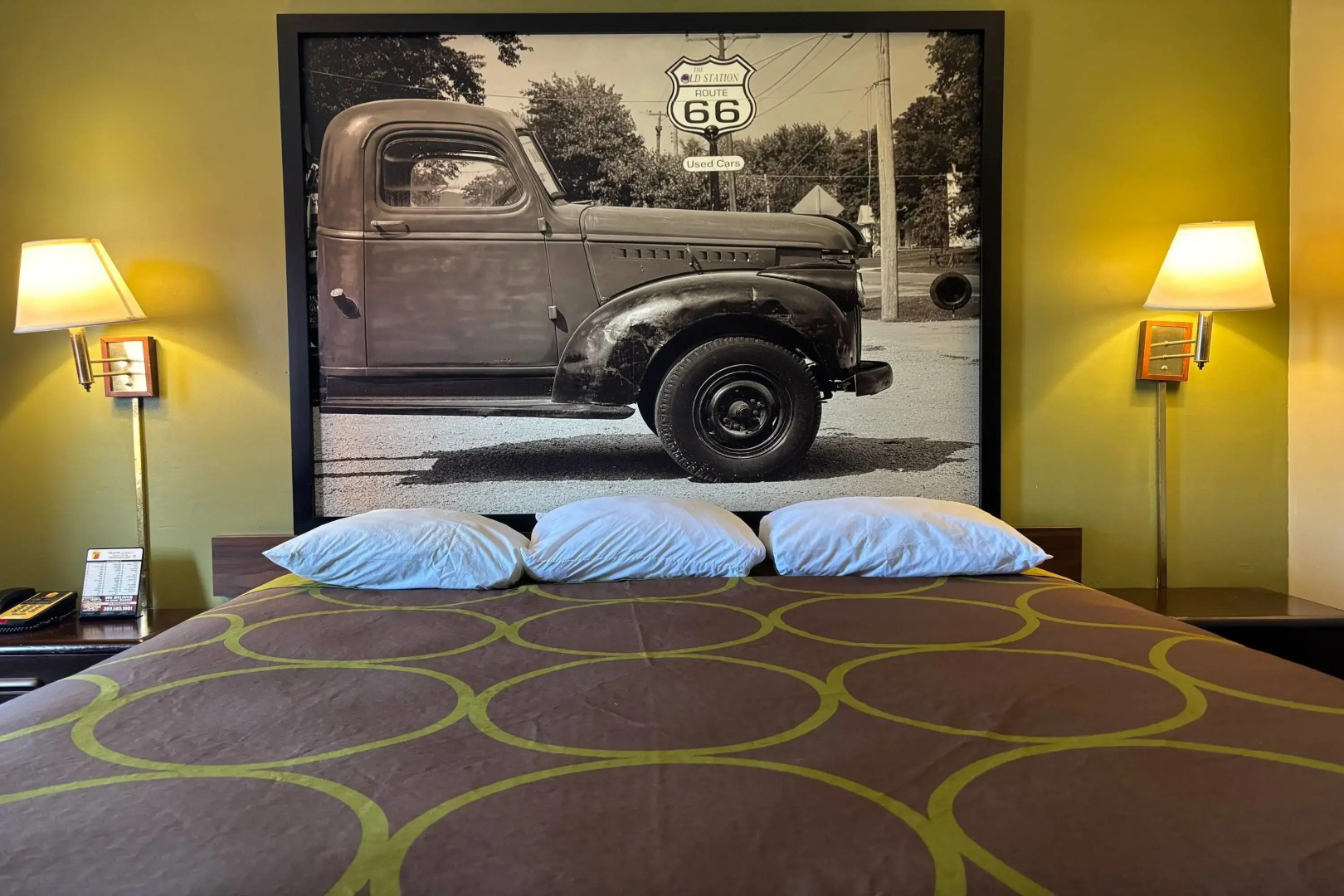 Super 8 by Wyndham Normal Bloomington