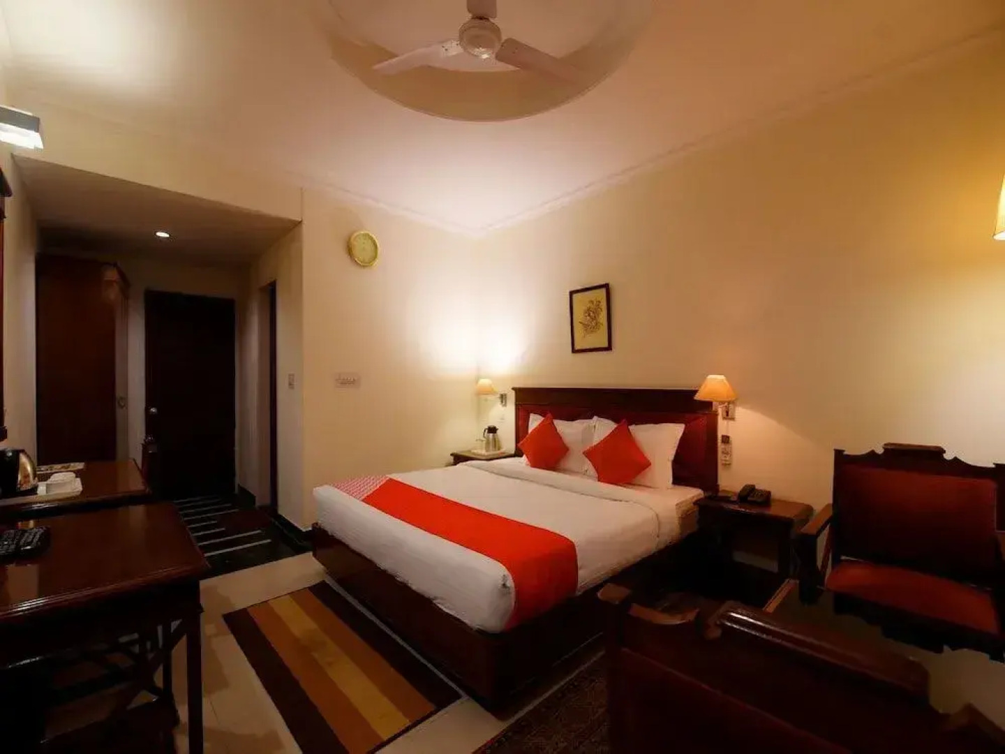 OYO 17097 Kenwood Resort