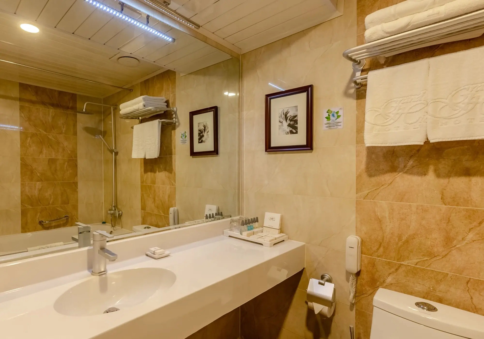 The Grand Hill Hotel