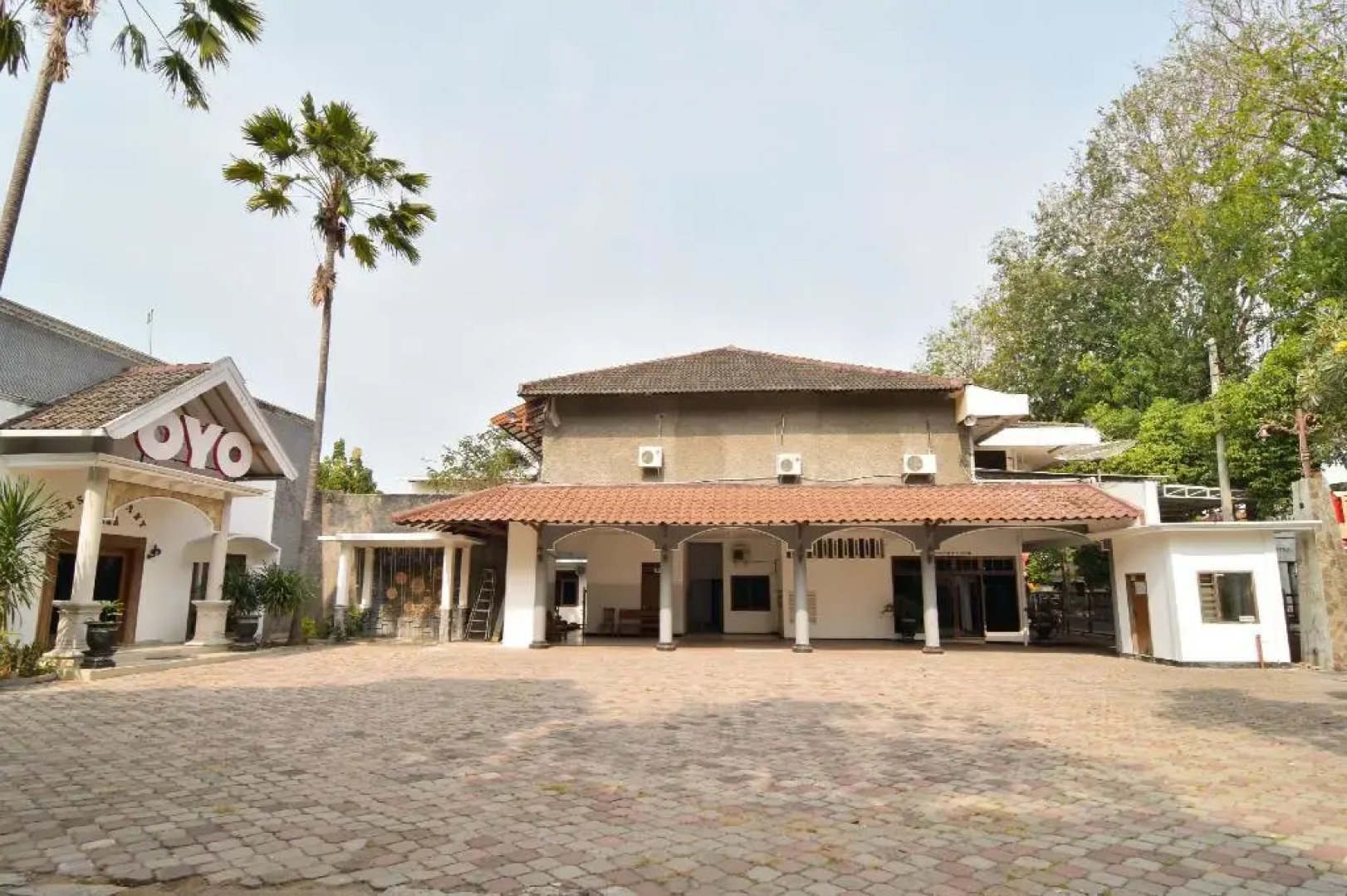 OYO 1232 Hotel Basra