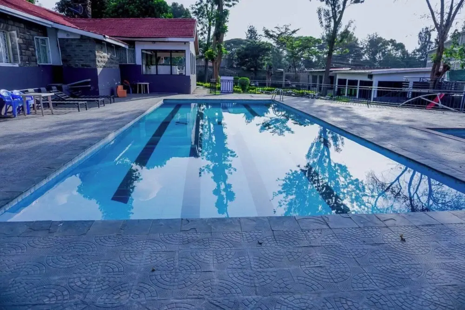 4 Tee's Hotel Rongai