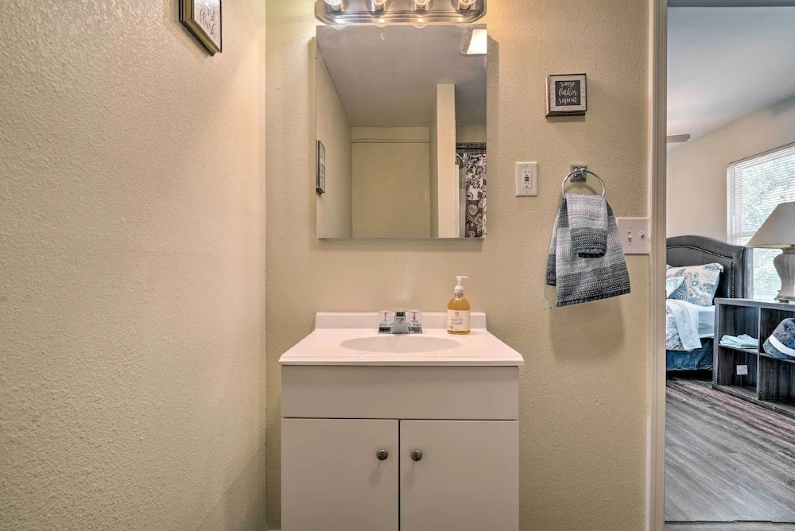 Pet-friendly Sierra Blanca Home in Downtown!