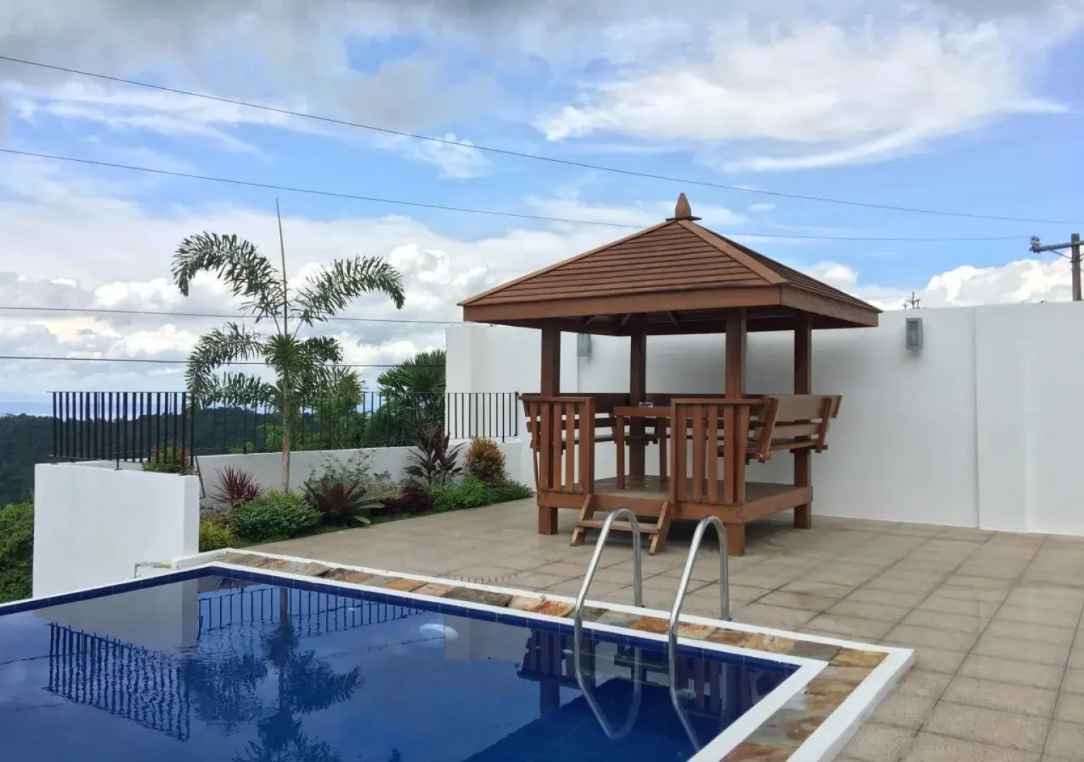 Vista Real Hotel