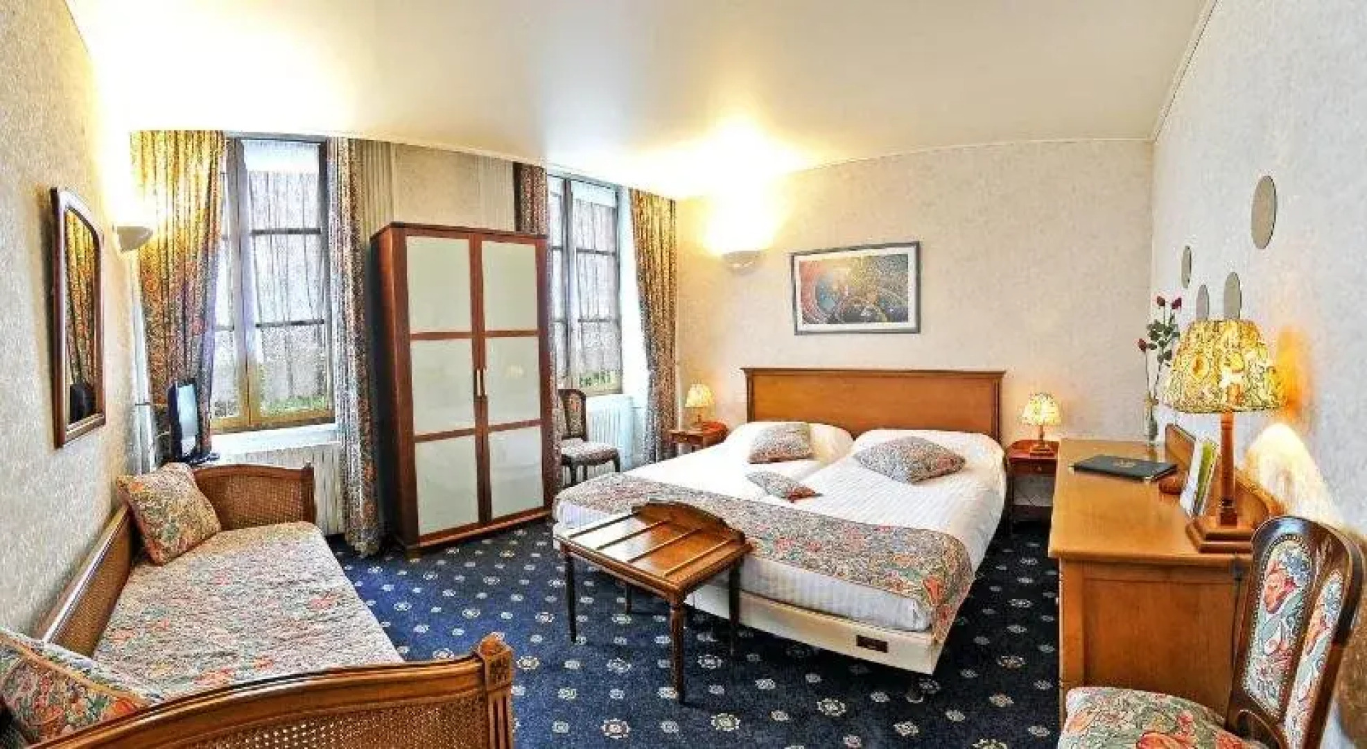 Logis Le Grand Monarque