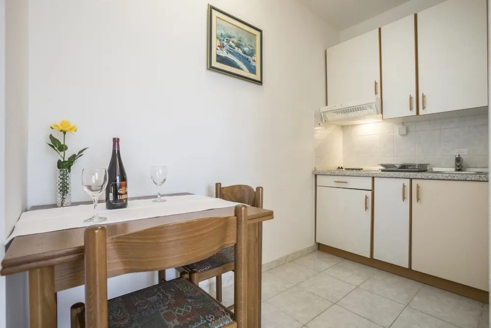 Bol Apartments Gospojica