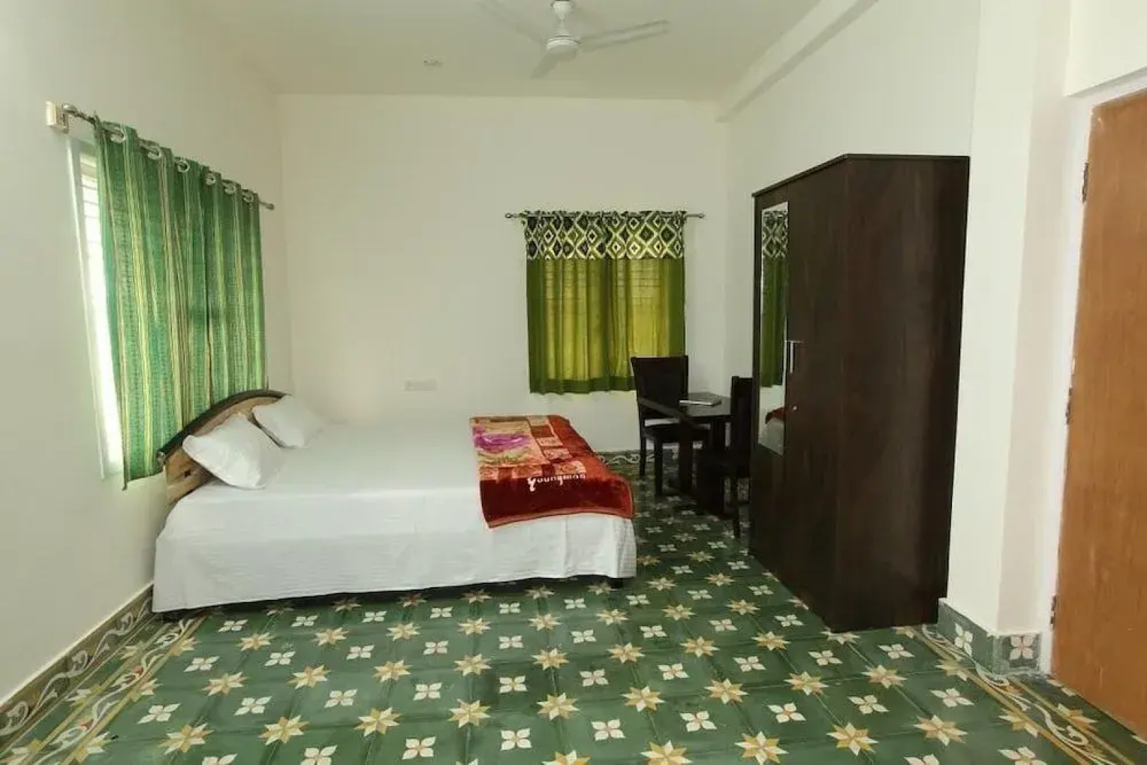 Anamala Suburbia Homestay