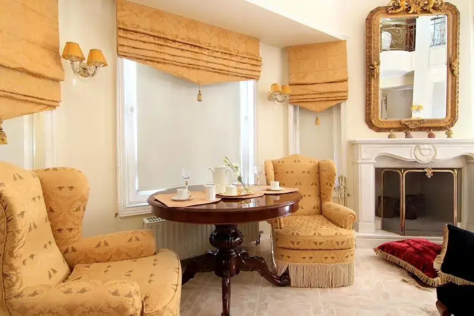 Royal Riviera Residence