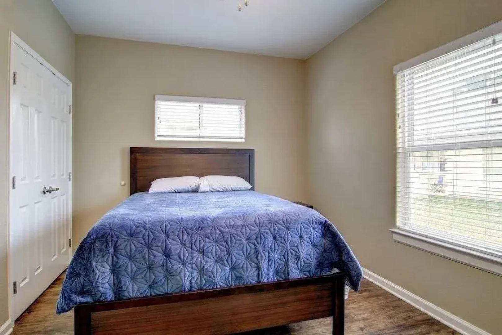 Twin Dolphin Cove 689 by RedAwning