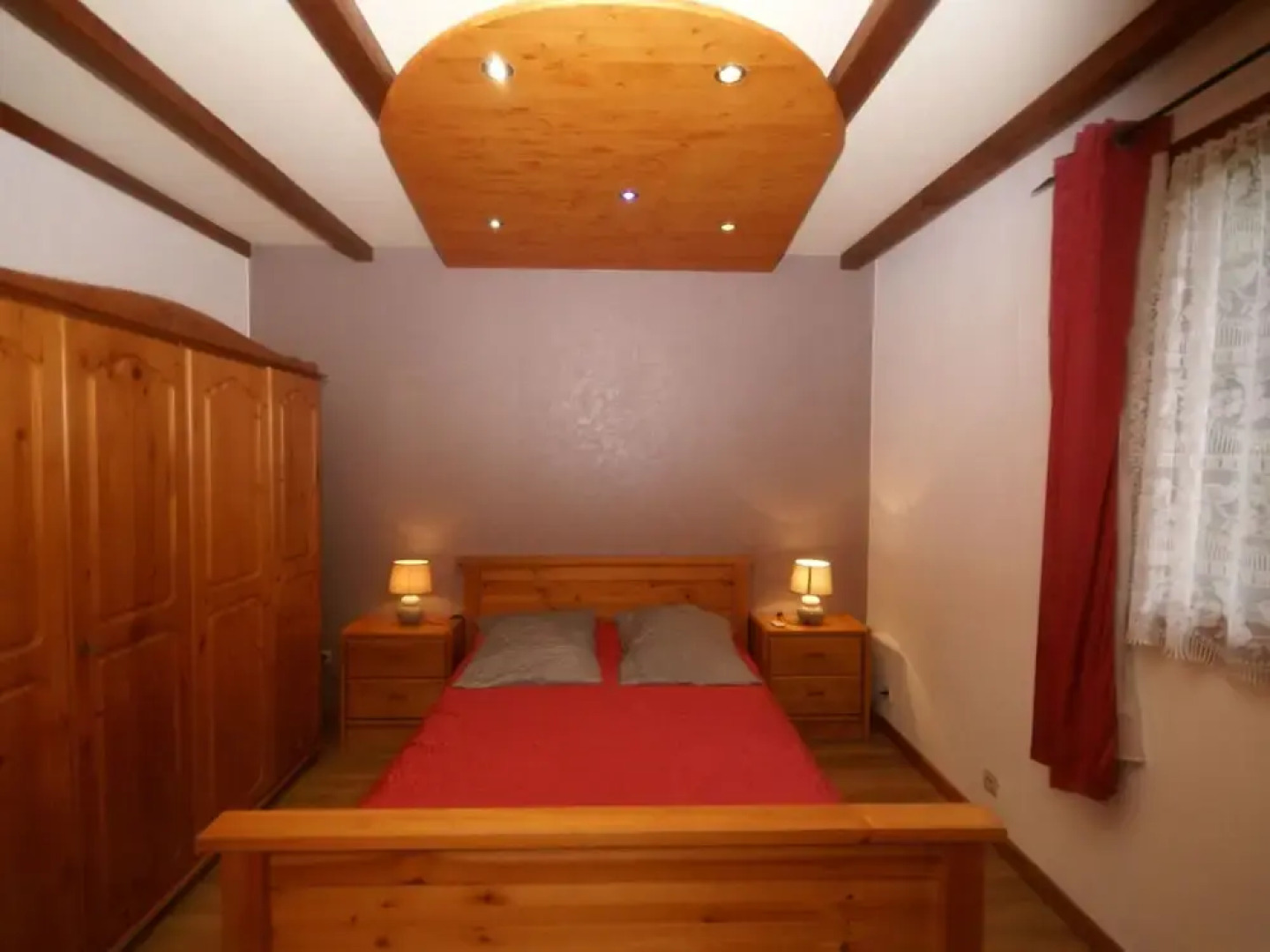 Quaint Chalet in Ventron With Roofed Terrace