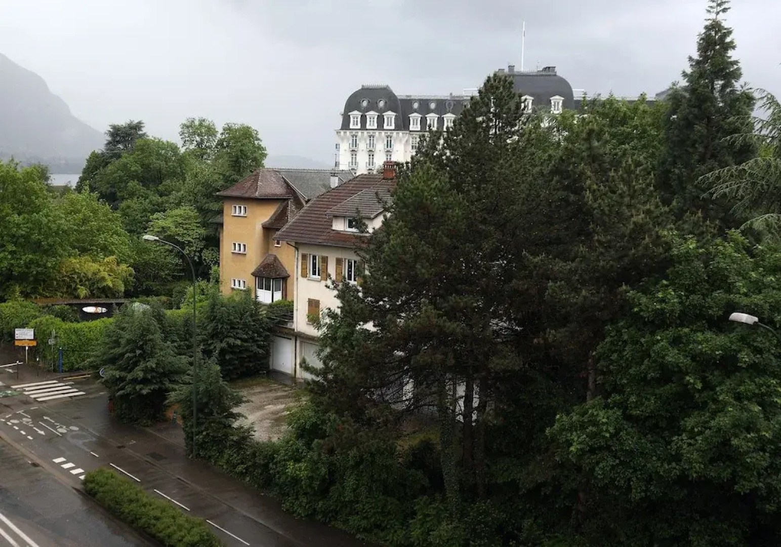 Le Grand Large in Annecy- lake view