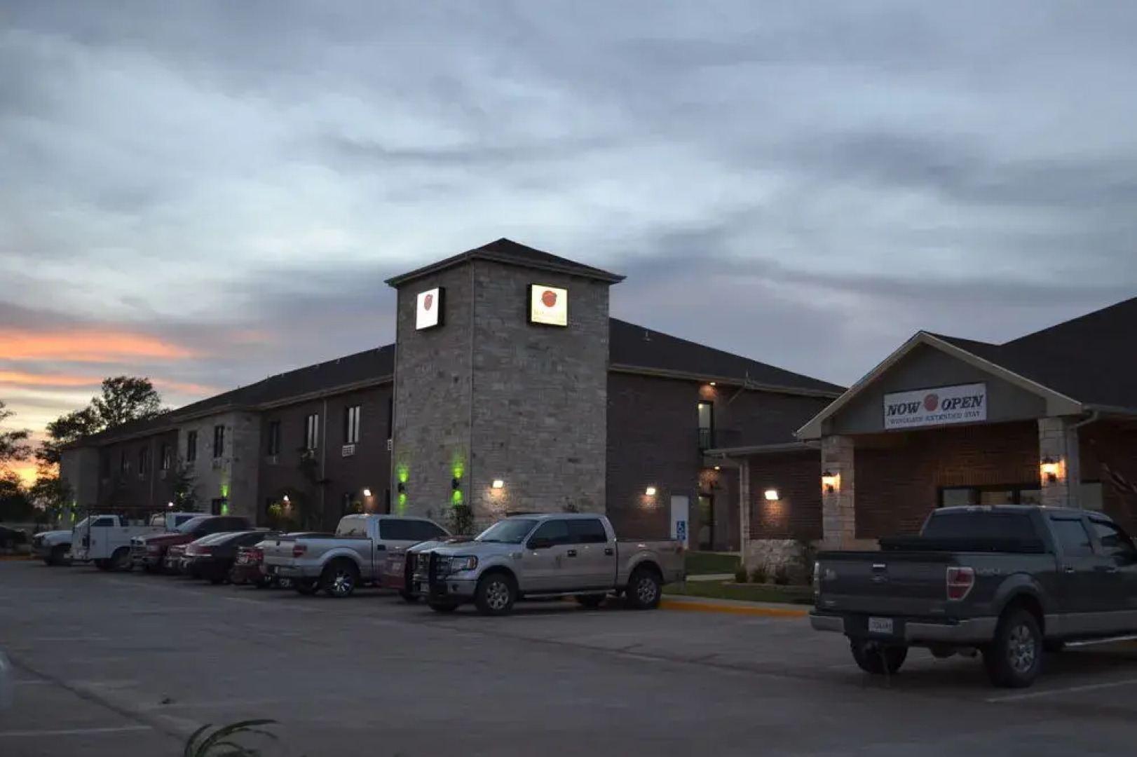 Windgate Extended Stay Hotel