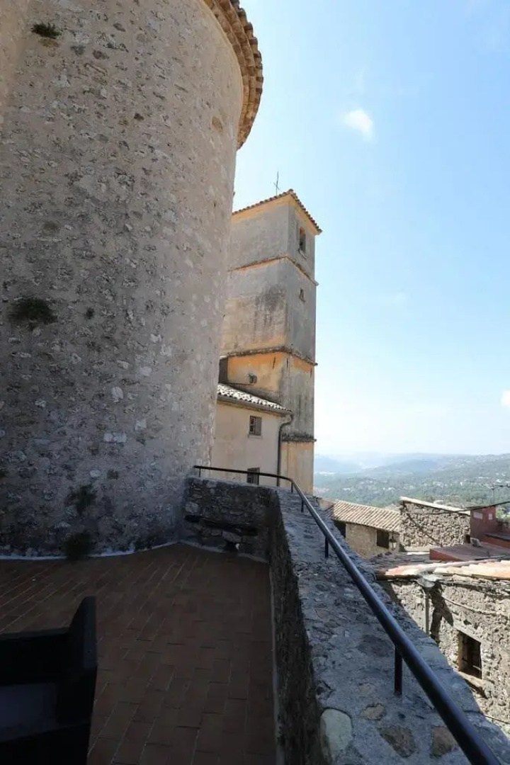 Le Chateau de Carros by Gites de France