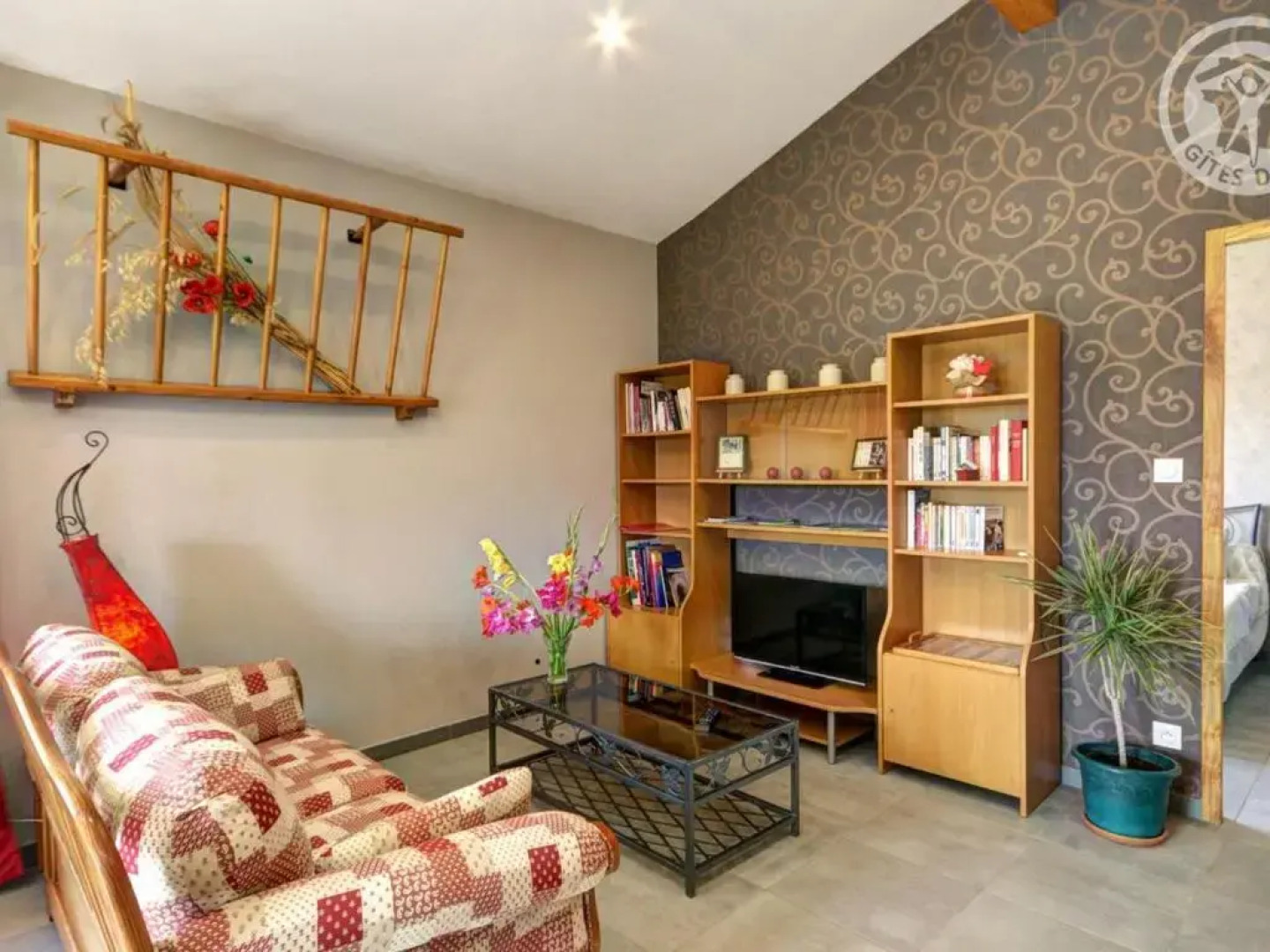 Gîte Genilac, 3 Pièces, 3 Personnes - Fr-1-496-114