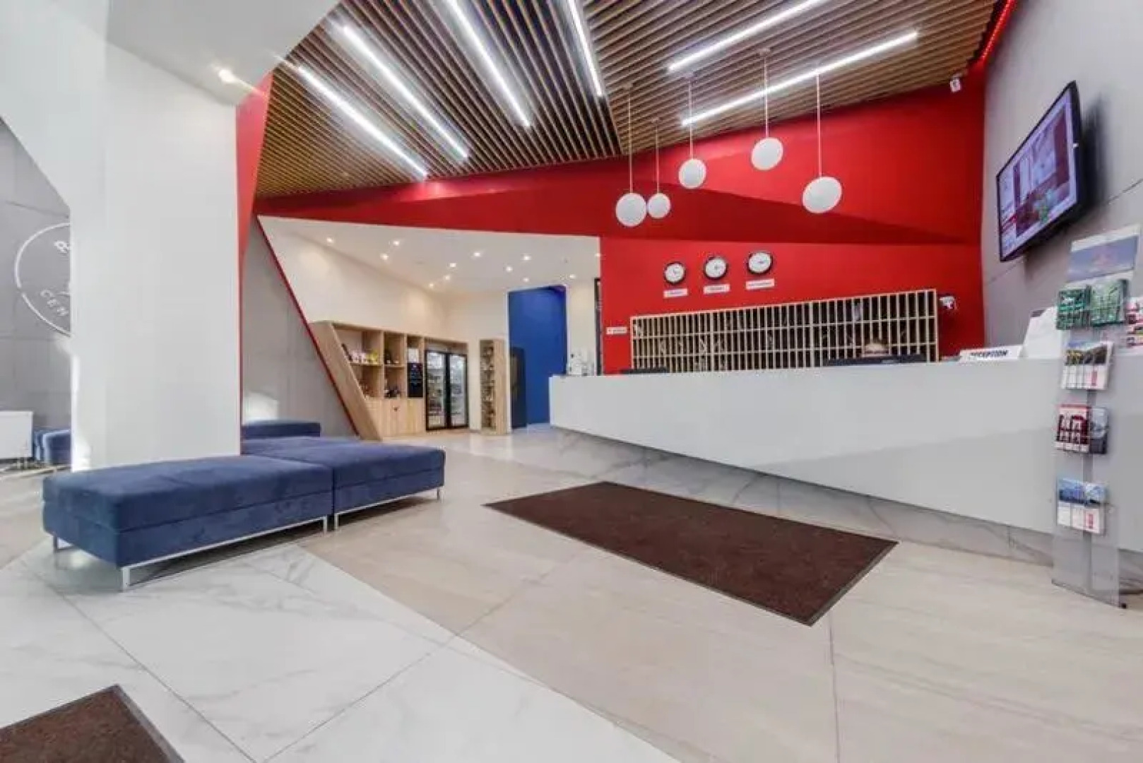 Apart House on Malysheva str., 42 a