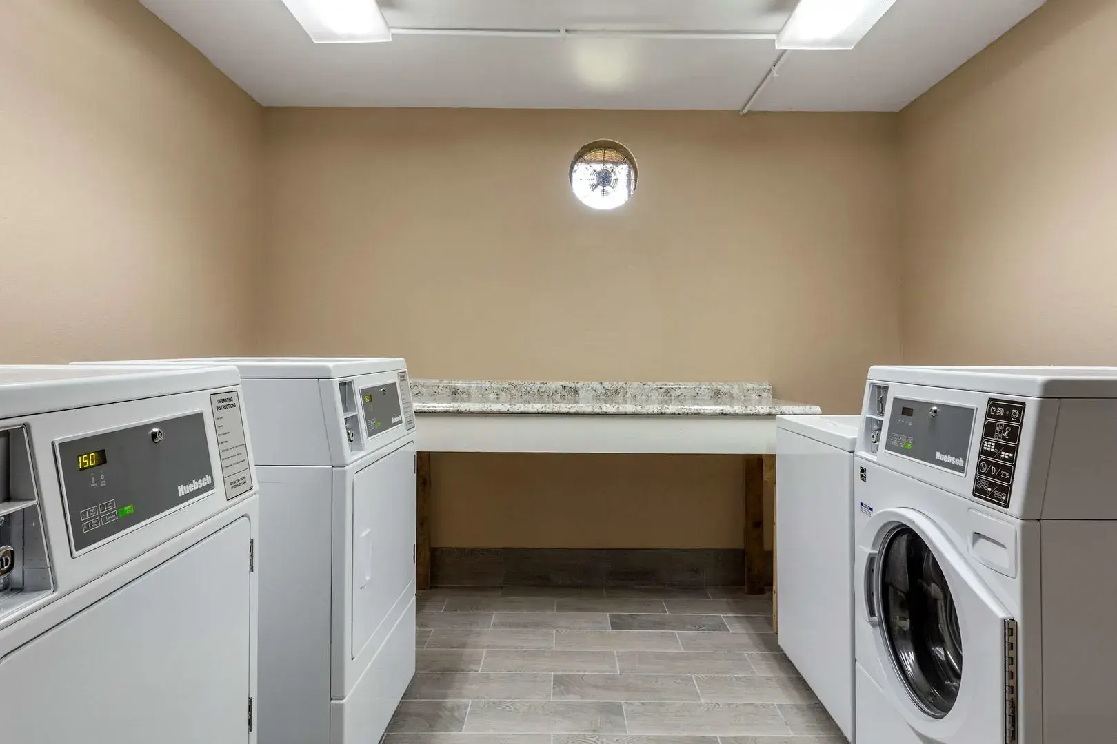 Quality Inn & Suites Spring Lake - Fayetteville Near Fort Liberty